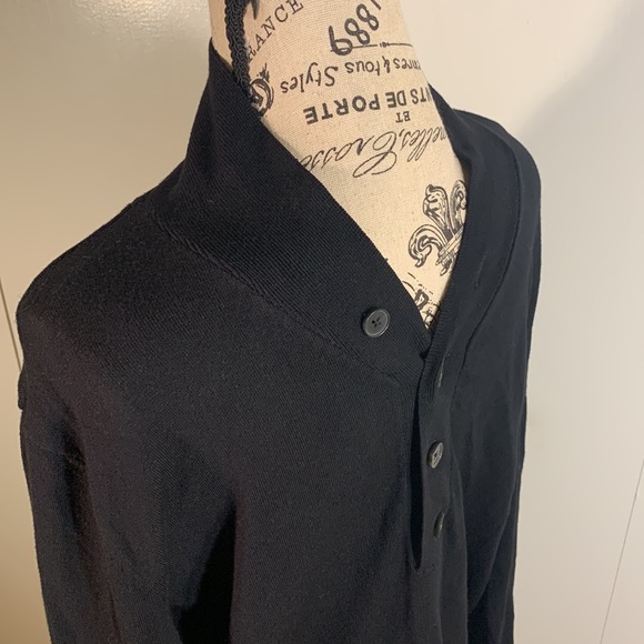 Tristan (L) - Picture 1 of 15